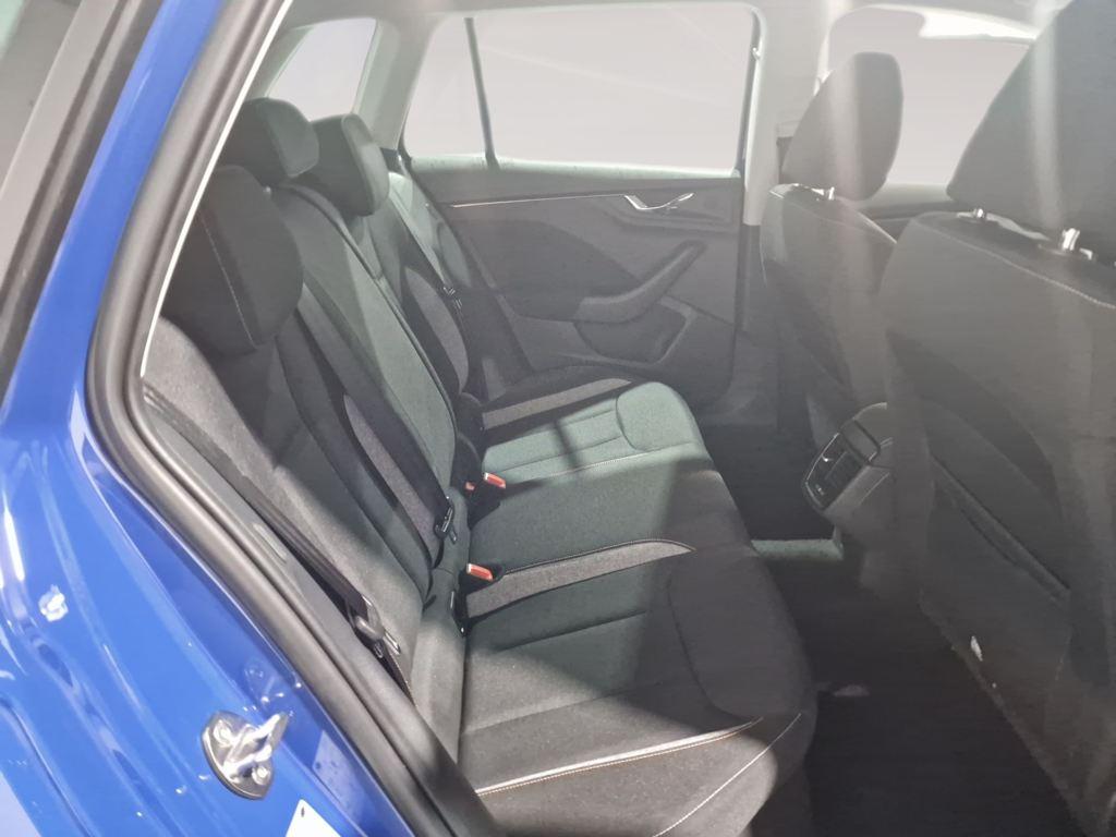 Skoda Kamiq 1.0 TSI Selection DSG 85 kW (115 CV) - 5