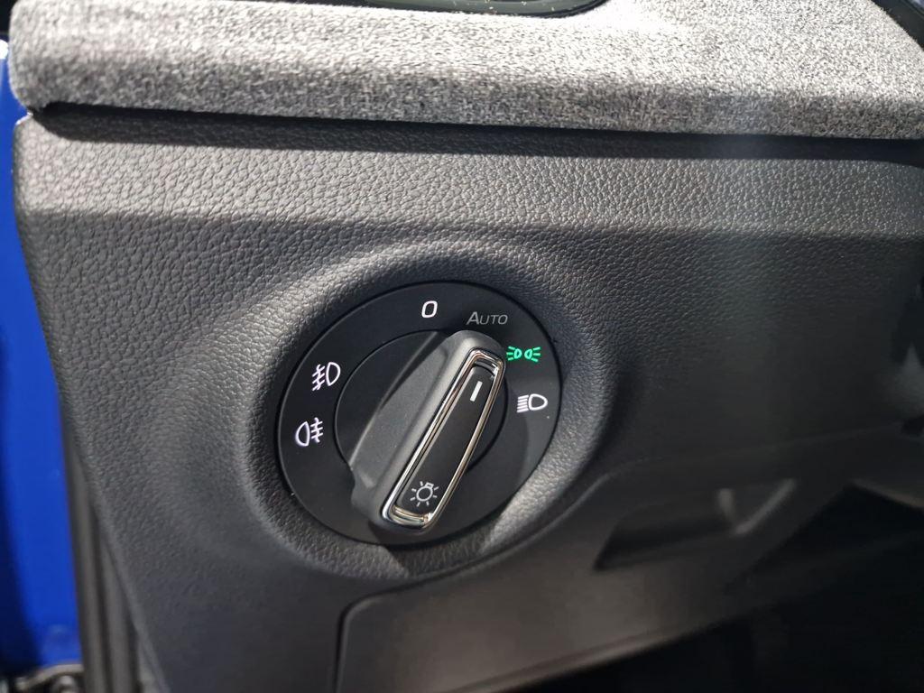 Skoda Kamiq 1.0 TSI Selection DSG 85 kW (115 CV) - 13