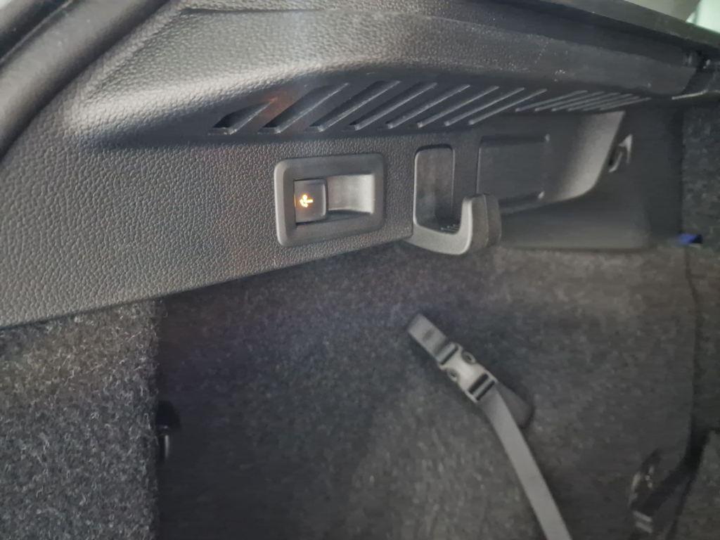 Skoda Kamiq 1.0 TSI Selection DSG 85 kW (115 CV) - 17