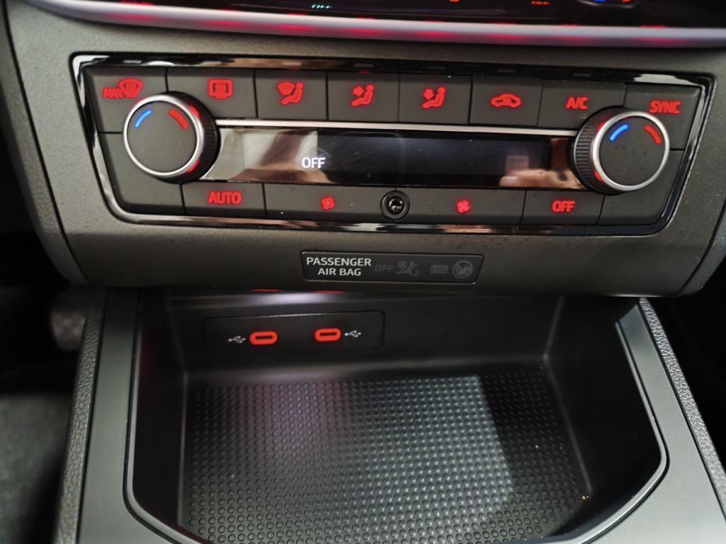 SEAT Ibiza 1.0 TSI S&S FR XS 85 kW (115 CV) - 11