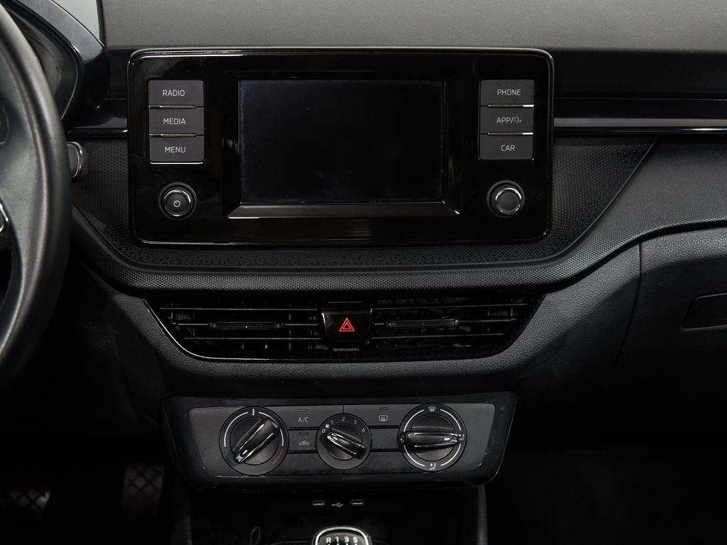 Skoda Fabia 1.0 TSI Active 70 kW (95 CV) - 12