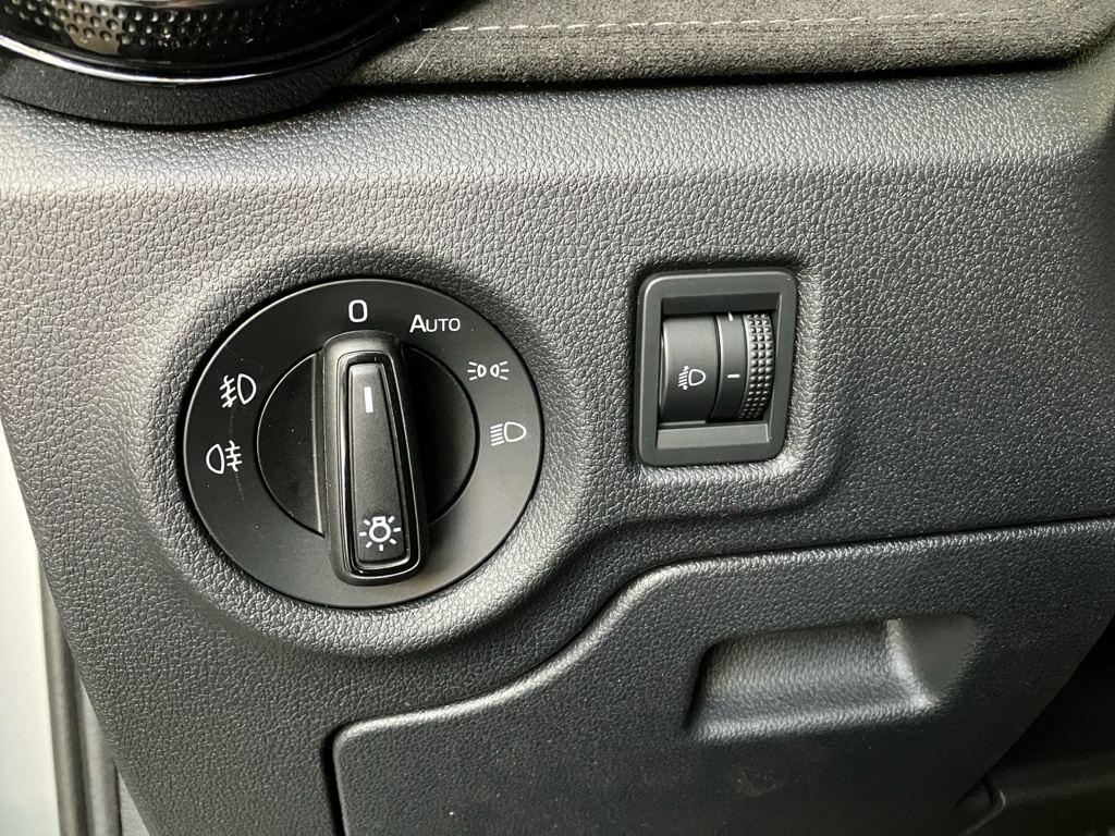 Skoda Fabia 1.0 TSI Design DSG 85 KW (115 CV) - 11