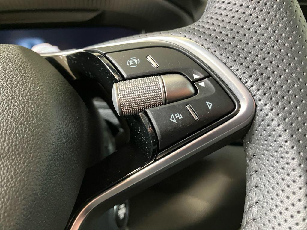 Skoda Karoq 1.5 TSI ACT Sportline DSG 110 kW (150 CV) - 9