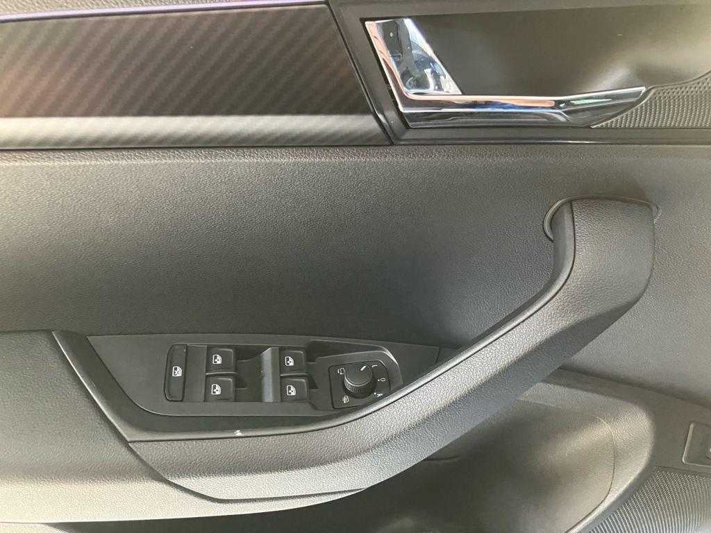 Skoda Karoq 1.5 TSI ACT Sportline DSG 110 kW (150 CV) - 12