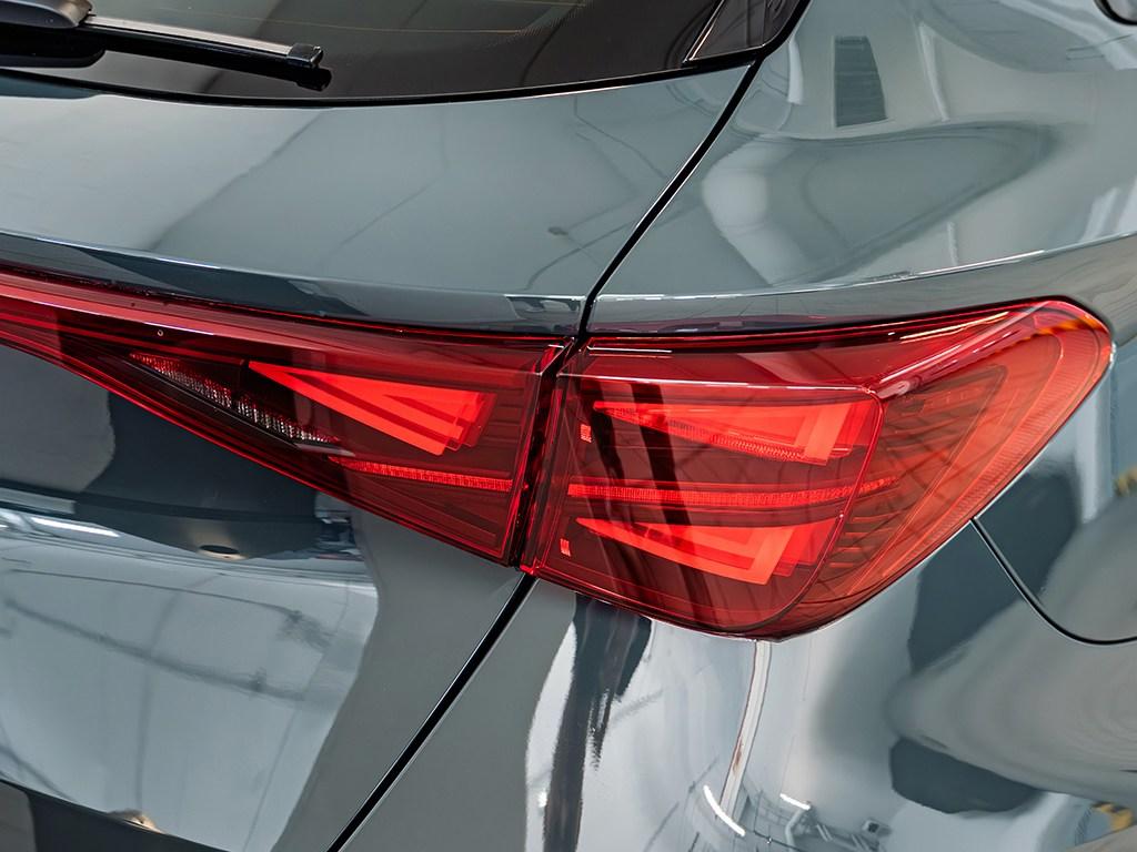 CUPRA Leon Sportstourer 1.5 eTSI DSG 110 kW (150 CV) - 9