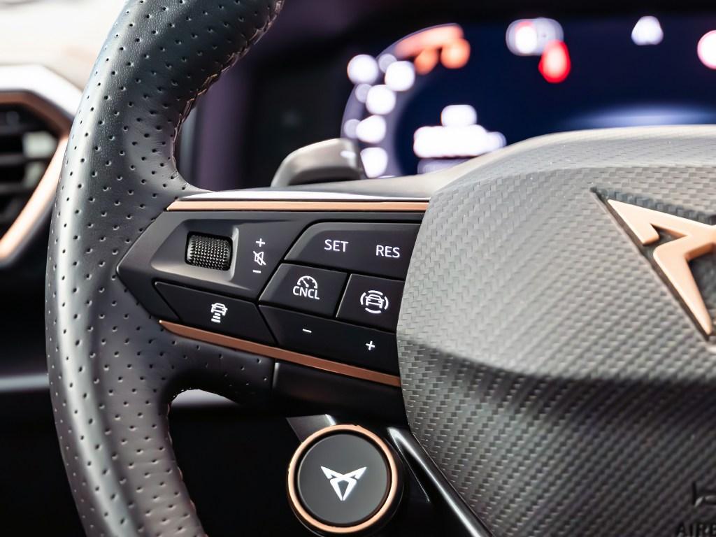 CUPRA Leon Sportstourer 1.5 eTSI DSG 110 kW (150 CV) - 11