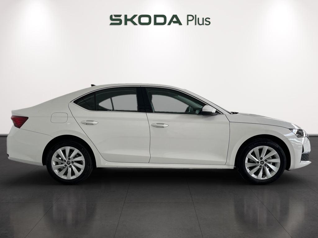 Skoda Octavia 2.0 TDI Selection DSG 110 kW (150 CV) - 2