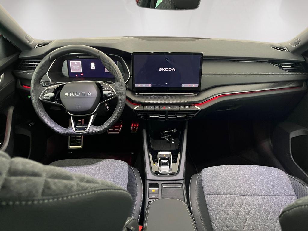 Skoda Octavia Combi 1.5 TSI m-HEV Sportline DSG 110 kW (150 CV) - 3