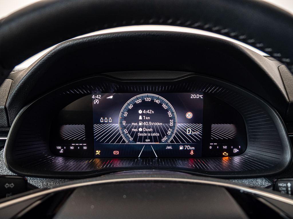 Skoda Kamiq 1.0 TSI Selection 85 kW (115 CV) - 10