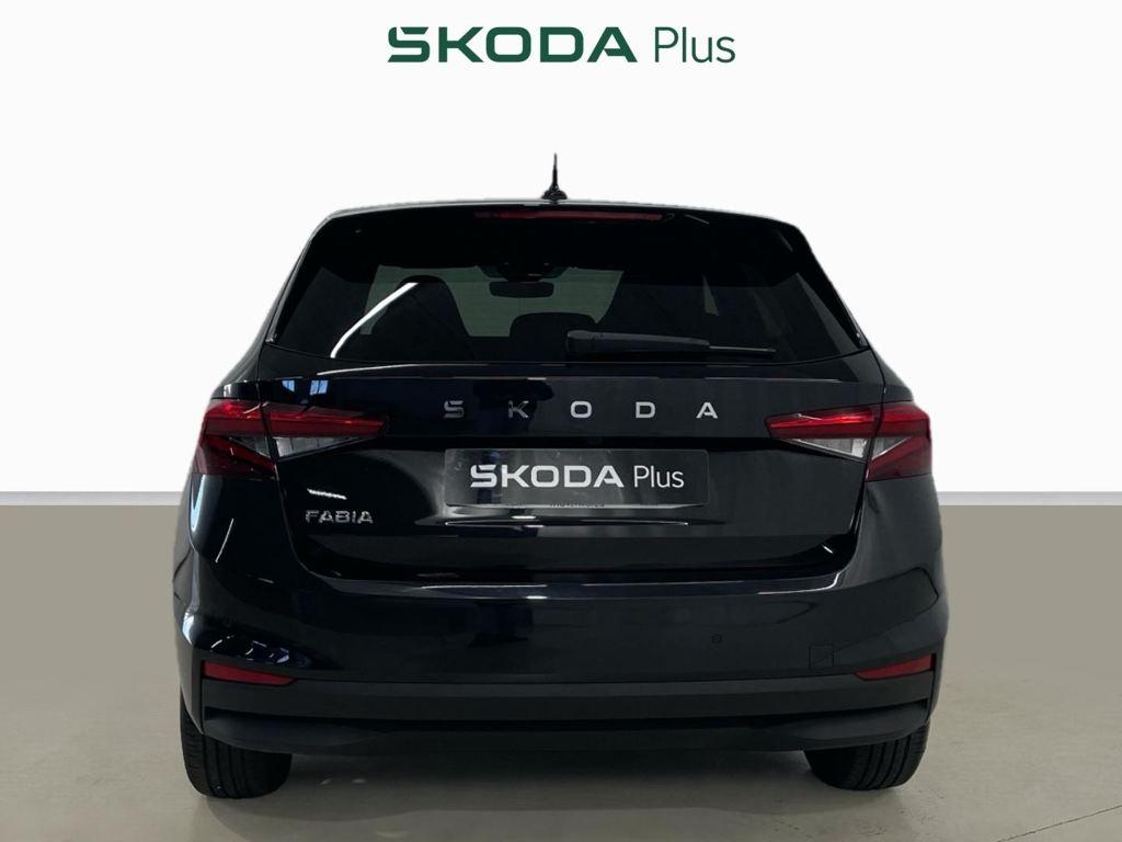 Skoda Fabia 1.0 TSI Design DSG 85 KW (115 CV) - 9