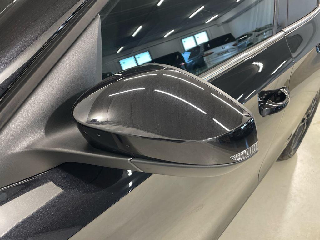 Skoda Fabia 1.0 TSI Design DSG 85 KW (115 CV) - 12