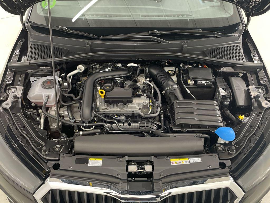 Skoda Fabia 1.0 TSI Design DSG 85 KW (115 CV) - 13