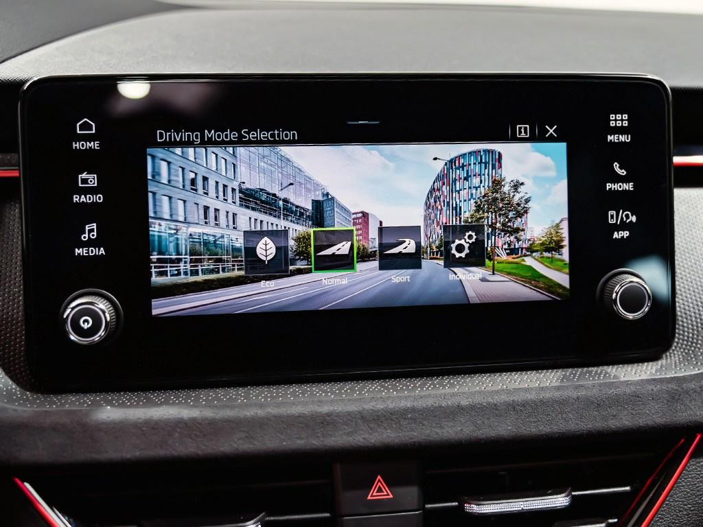 Skoda Scala 1.5 TSI Design DSG 110 kW (150 CV) - 17