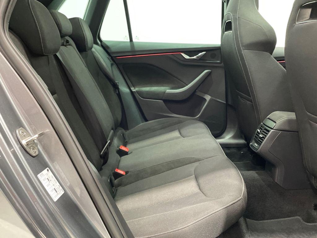 Skoda Kamiq 1.0 TSI Design 85 kW (115 CV) - 5