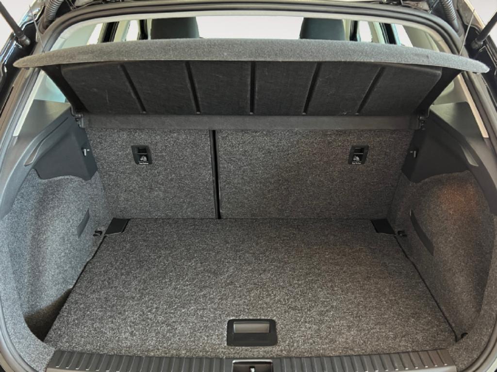 SEAT Arona 1.0 TSI Style XL DSG 85 kW (115 CV) - 6