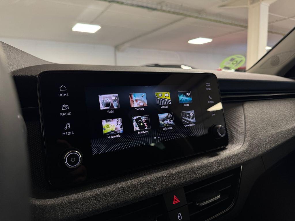 Skoda Kamiq 1.0 TSI Selection DSG 85 kW (115 CV) - 11