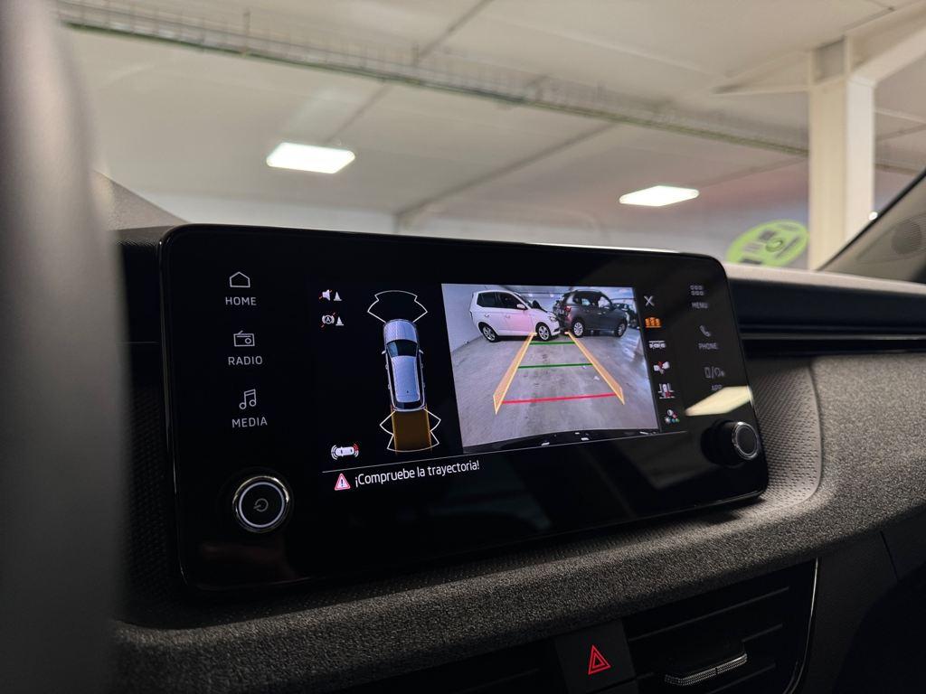 Skoda Kamiq 1.0 TSI Selection DSG 85 kW (115 CV) - 13