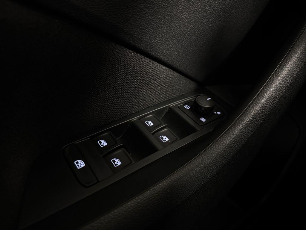 Skoda Kamiq 1.0 TSI Selection DSG 85 kW (115 CV) - 17