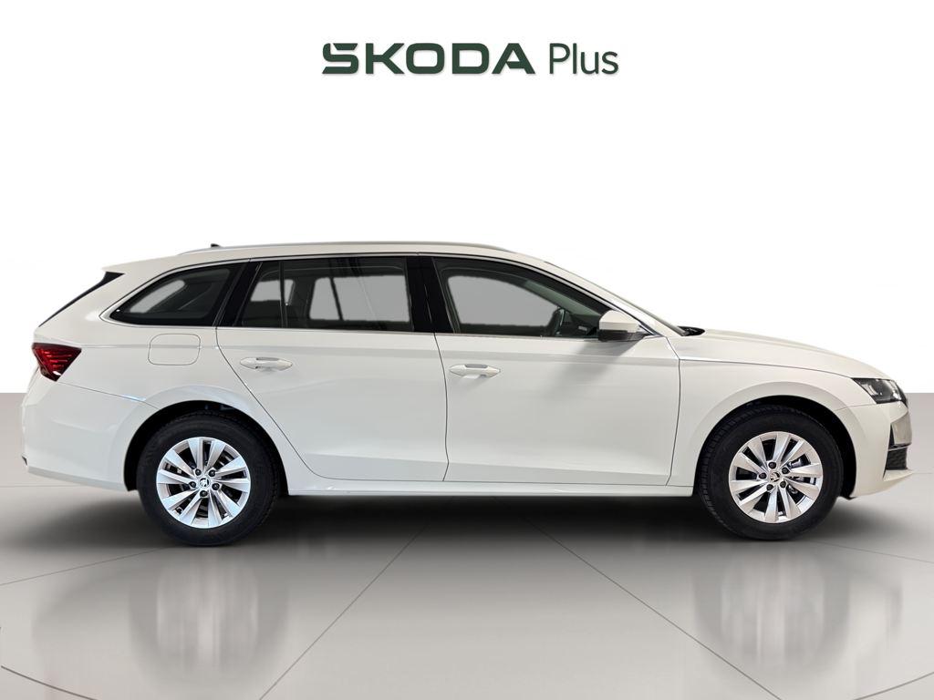 Skoda Octavia Combi 2.0 TDI Selection DSG 110 kW (150 CV) - 2