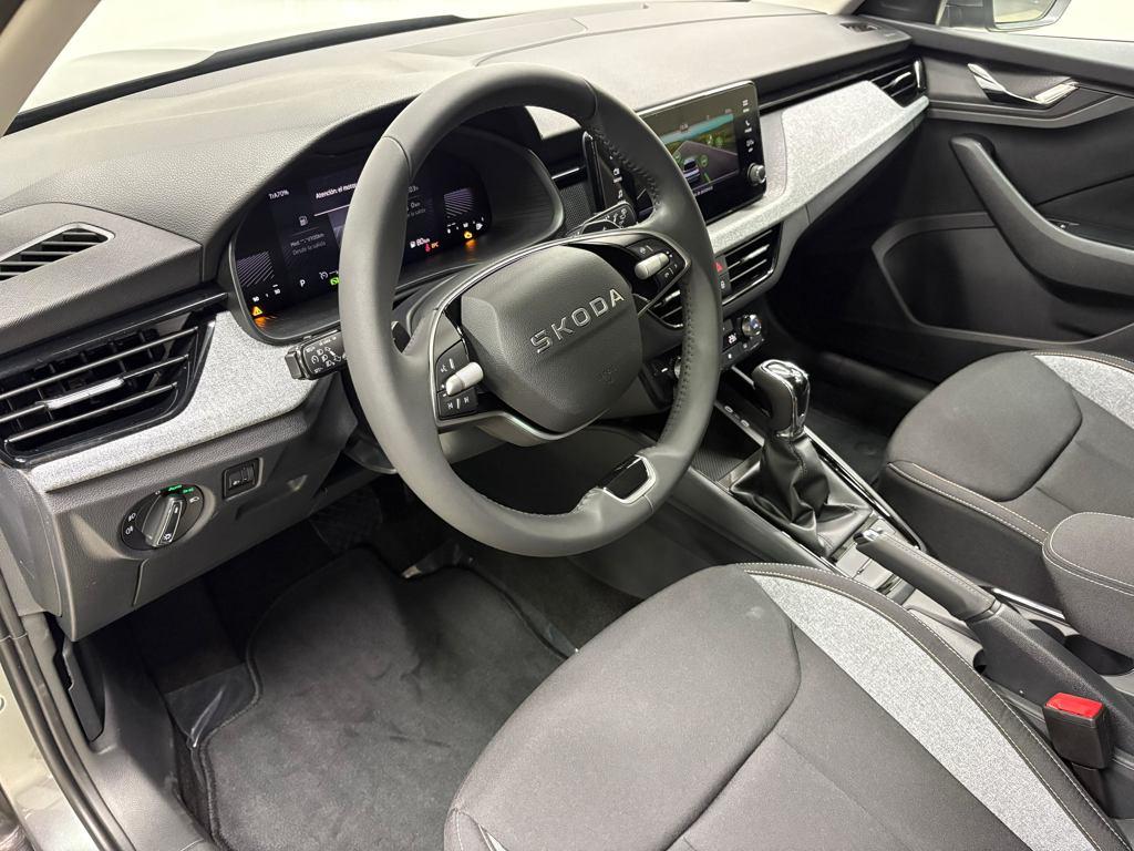 Skoda Kamiq 1.0 TSI Selection DSG 85 kW (115 CV) - 8