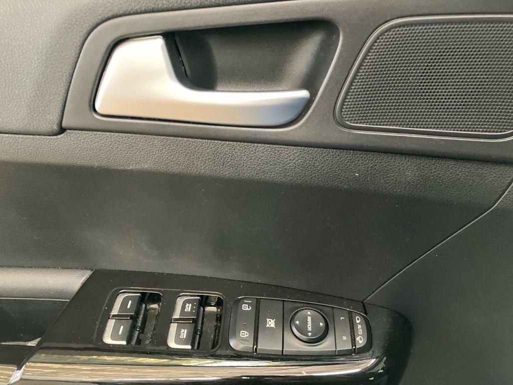 Kia Sportage 1.6 CRDi MHEV Drive Plus 4x2 85 kW (115 CV) - 13