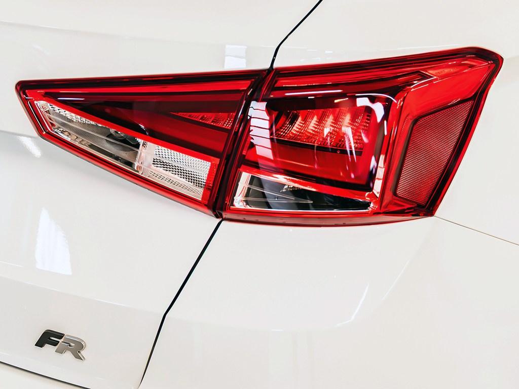 SEAT Arona 1.0 TSI FR XM 85 kW (115 CV) - 9