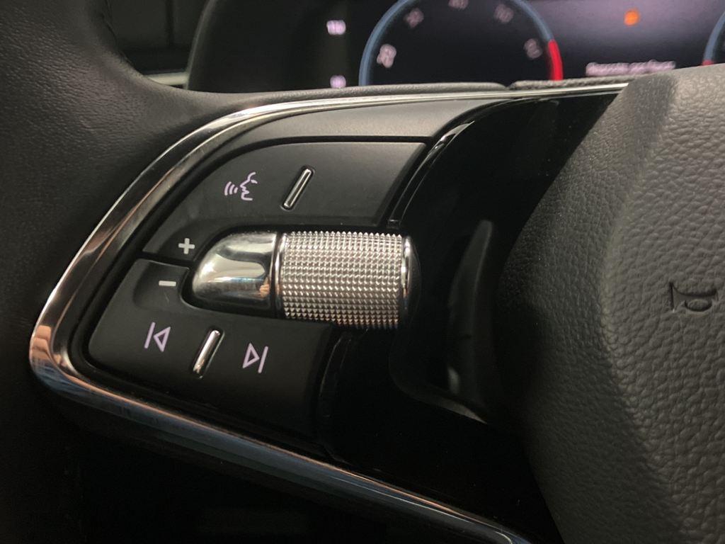 Skoda Kamiq 1.0 TSI Scout DSG 81 kW (110 CV) - 8