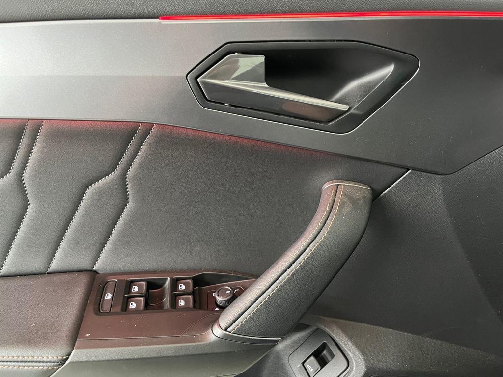 CUPRA Leon Sportstourer 1.5 eTSI DSG 110 kW (150 CV) - 9