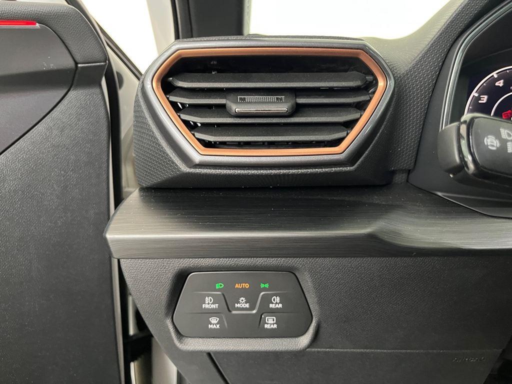 CUPRA Leon Sportstourer 1.5 eTSI DSG 110 kW (150 CV) - 11