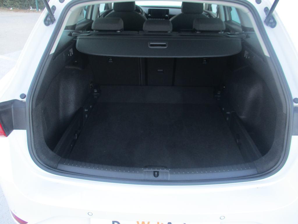SEAT León ST 1.5 eTSI Style 25 Aniversario DSG 85 kW (116 CV) - 6