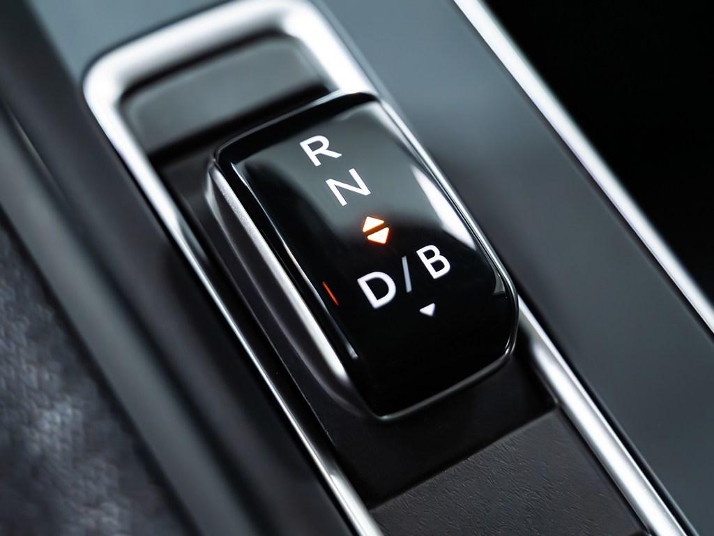 Skoda Elroq 60 63 kWh 150 kW (204 CV) - 19