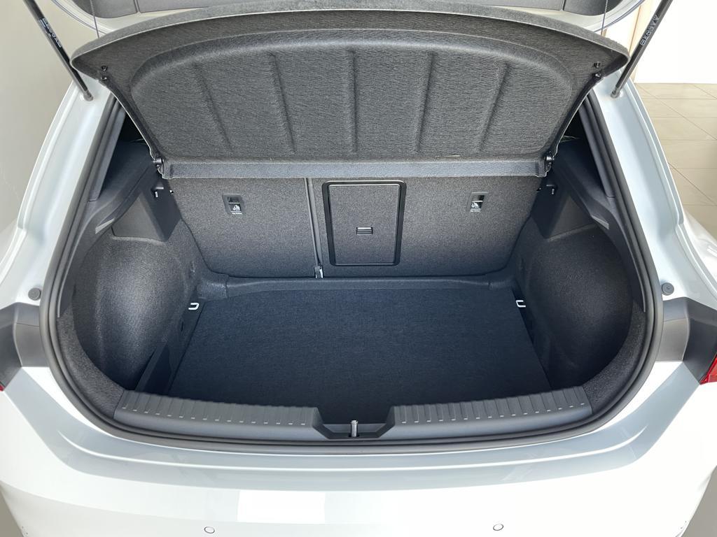 SEAT León 1.5 TSI S&S FR 25 Aniversario 85 kW (116 CV) - 6