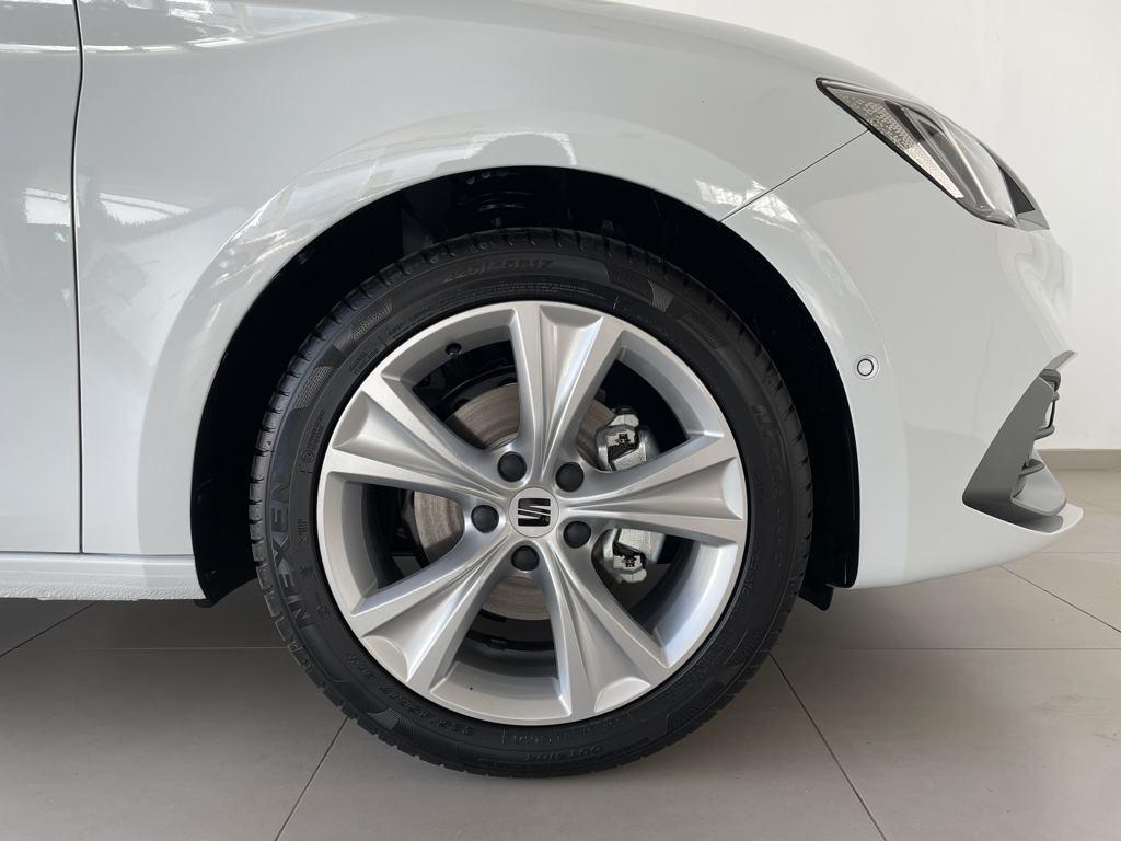 SEAT León 1.5 TSI S&S FR 25 Aniversario 85 kW (116 CV) - 7