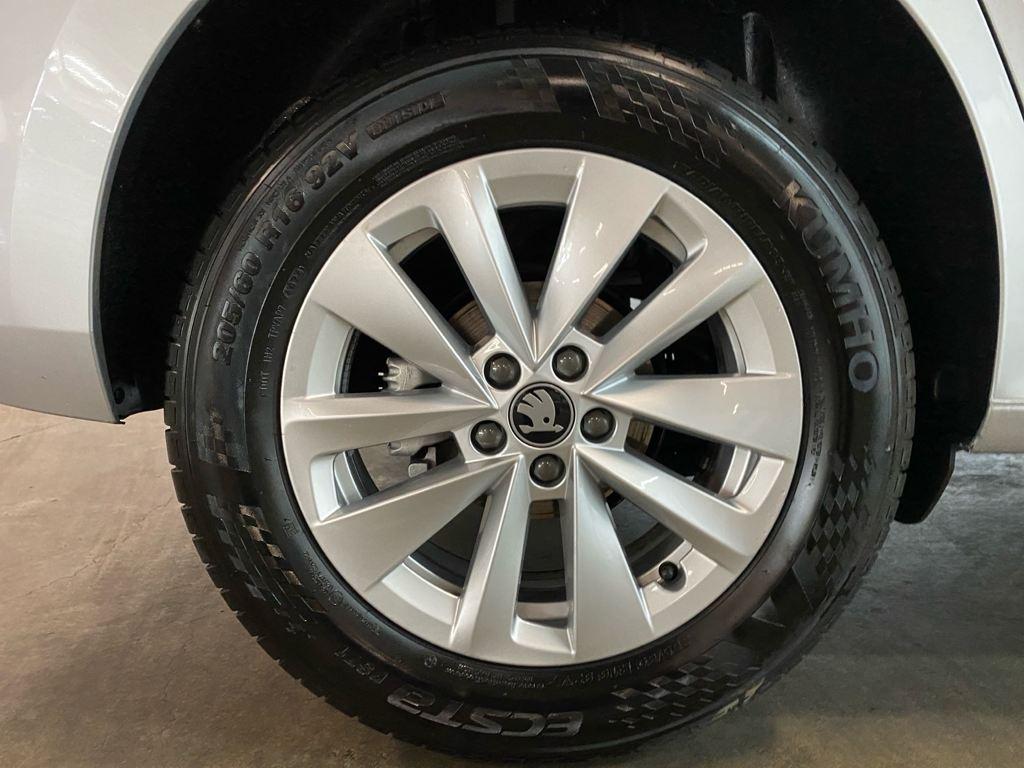 Skoda Kamiq 1.0 TSI Selection 85 kW (115 CV) - 7