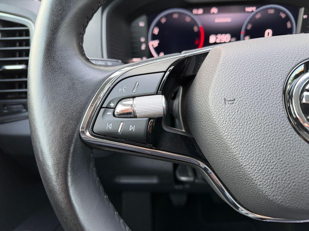 Skoda Karoq 1.5 TSI ACT Ambition 110 kW (150 CV) - 8