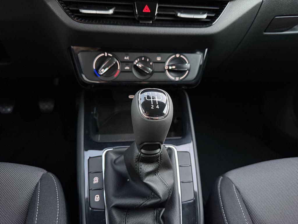 Skoda Fabia 1.0 MPI Selection 59 kW (80 CV) - 11