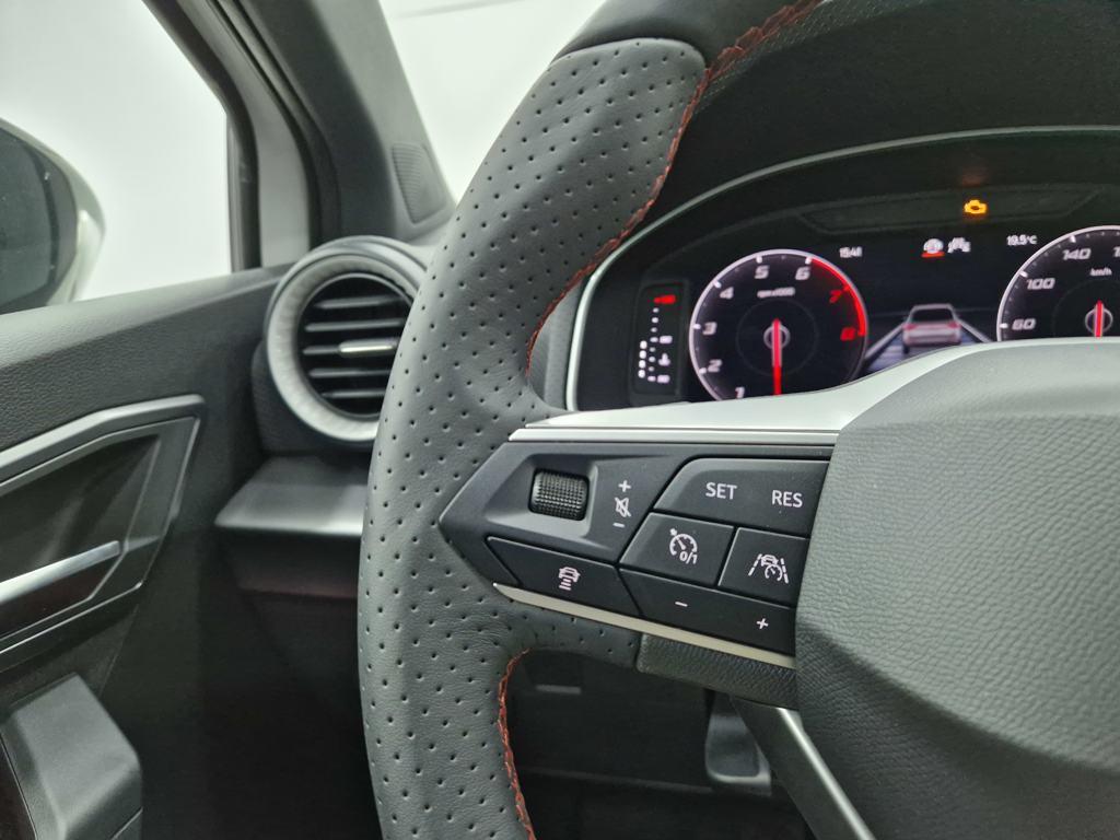 SEAT Ibiza 1.0 TSI FR Salta 85 kW (115 CV) - 9