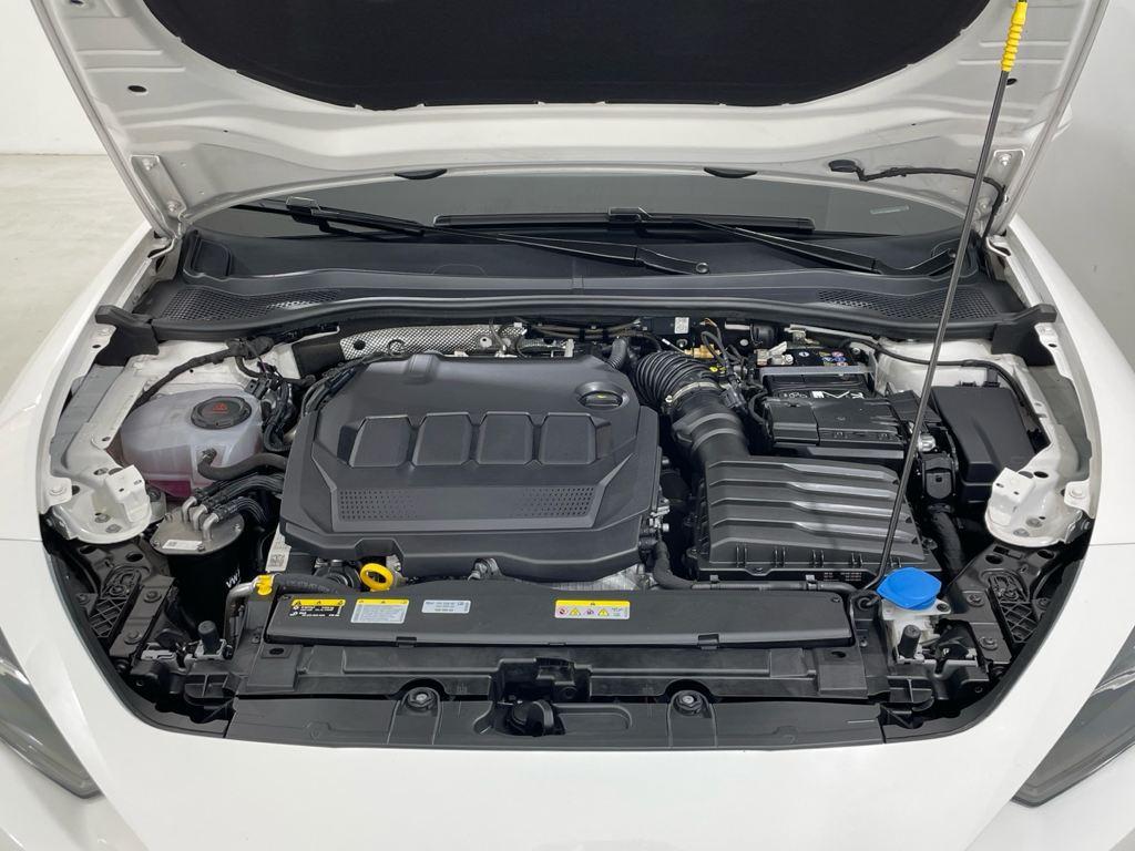 SEAT León 2.0 TDI S&S Style XS 85 kW (115 CV) - 13