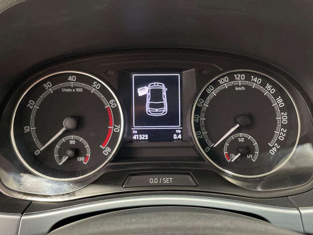 Skoda Fabia 1.0 MPI Ambition 55 kW (75 CV) - 16