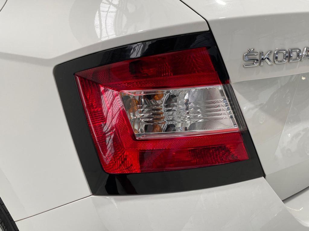 Skoda Fabia 1.0 MPI Ambition 55 kW (75 CV) - 18