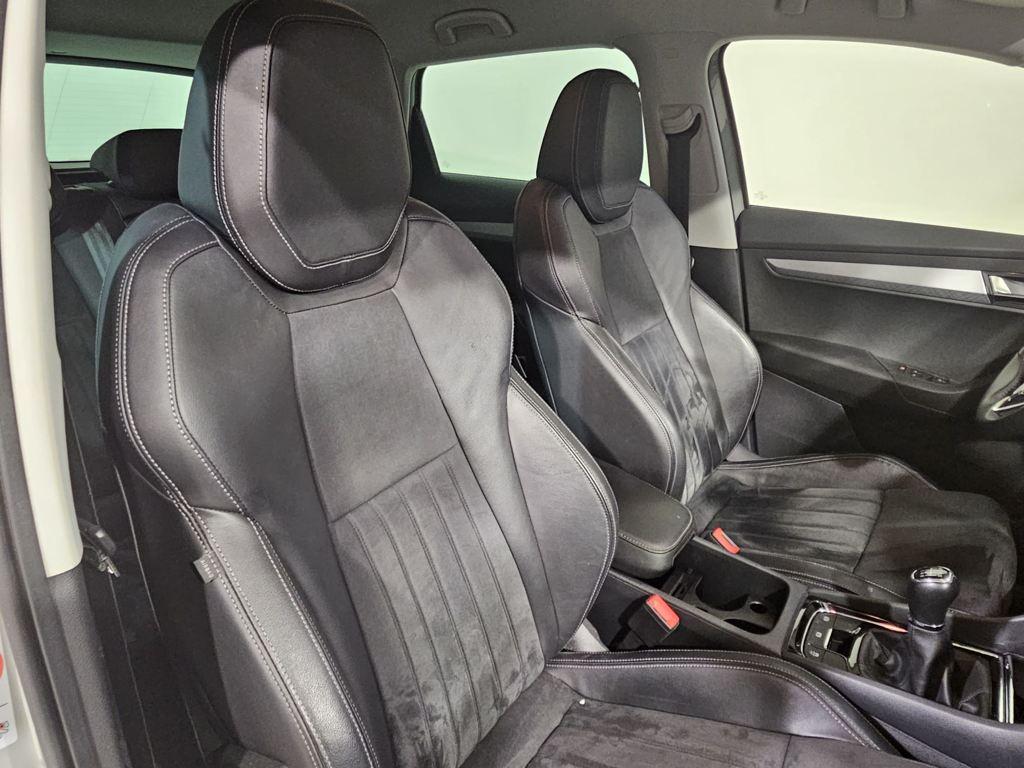 Skoda Karoq 1.0 TSI Ambition 81 kW (110 CV) - 8