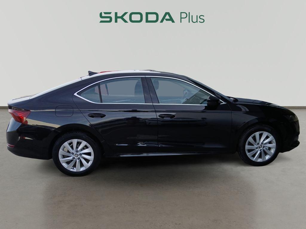 Skoda Octavia 1.0 TSI MHEV Selection DSG 81 kW (110 CV) - 2