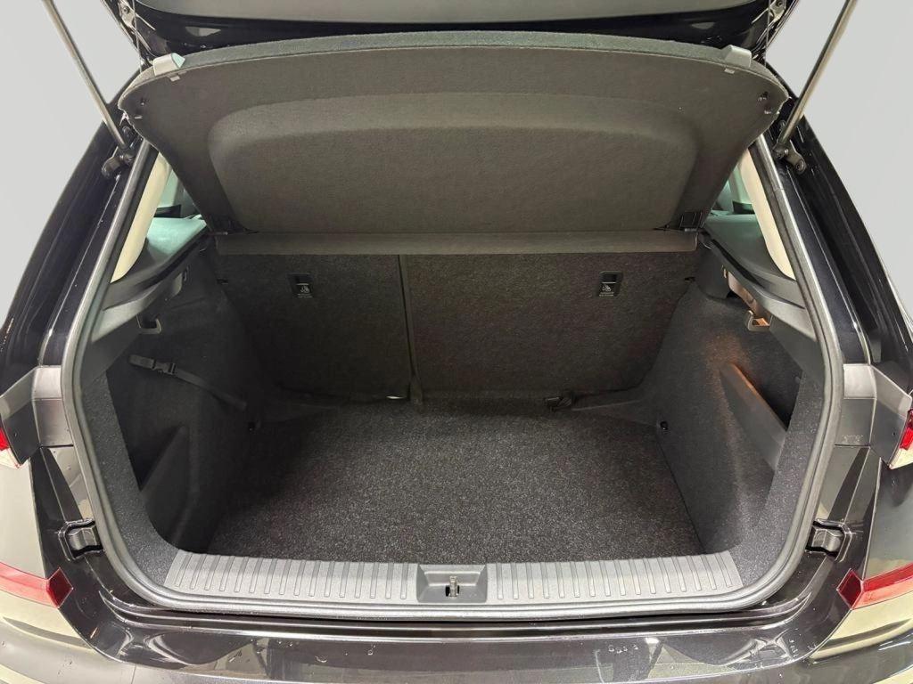 Skoda Kamiq 1.0 TSI Selection DSG 85 kW (115 CV) - 6