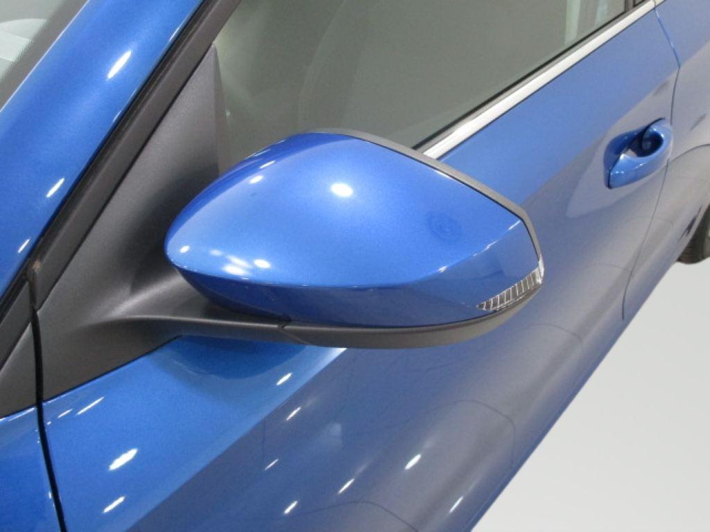 Skoda Fabia 1.0 TSI Selection DSG 85 kW (115 CV) - 10