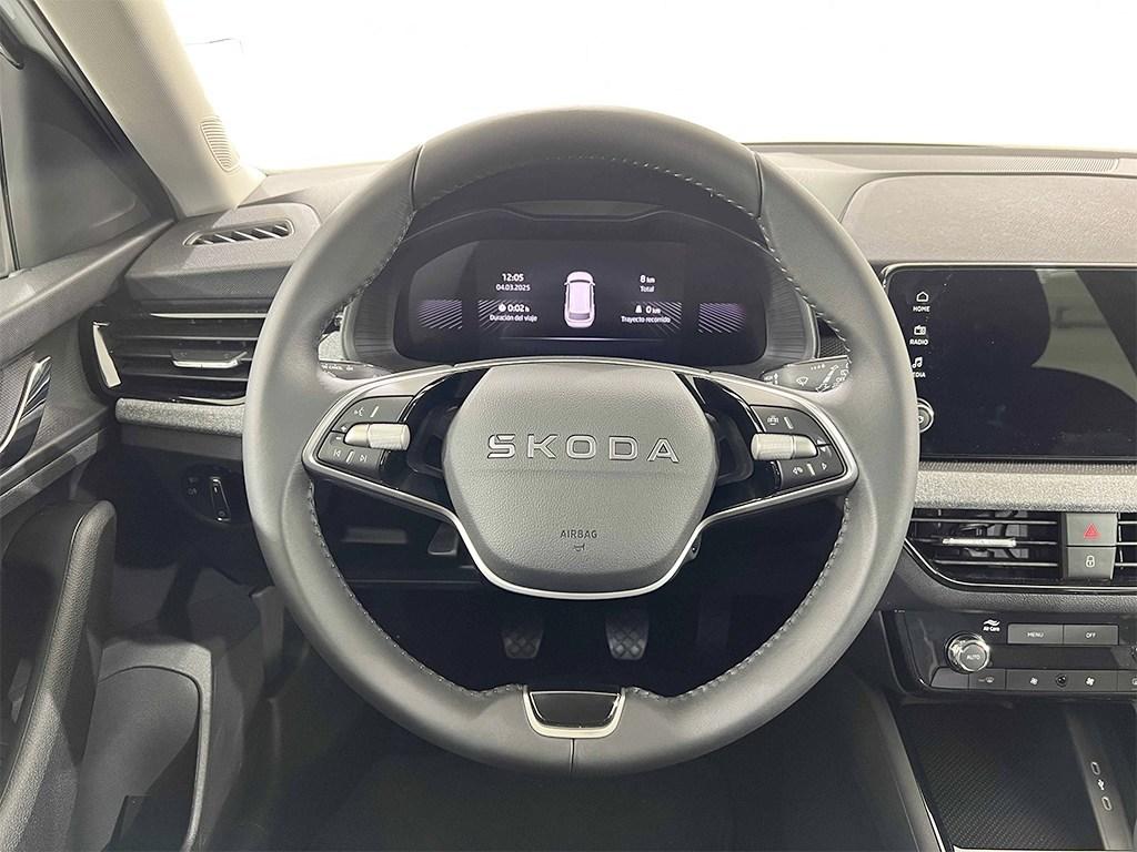 Skoda Kamiq 1.0 TSI Selection 85 kW (115 CV) - 8