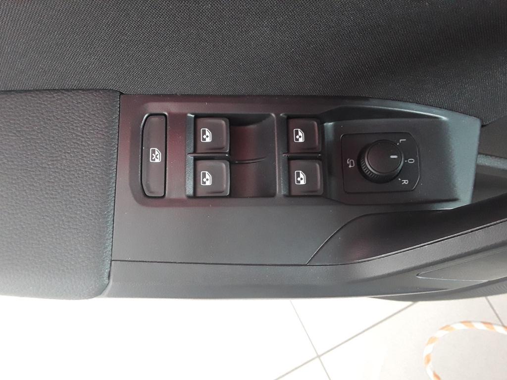 SEAT Arona 1.0 TSI FR XM 85 kW (115 CV) - 13