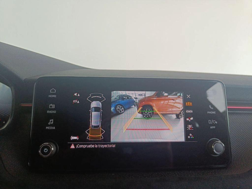 Skoda Scala Design 1.0 TSI DSG 85 kW (115 CV) - 12