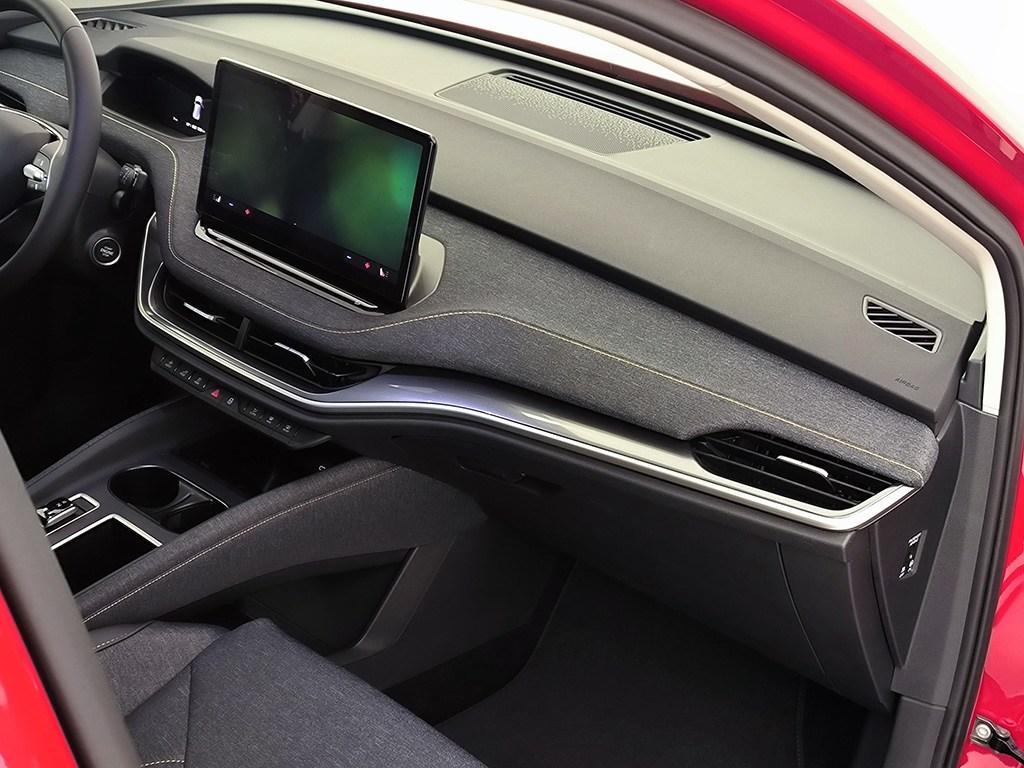 Skoda Elroq 85 82 kWh 210 kW (286 CV) - 19