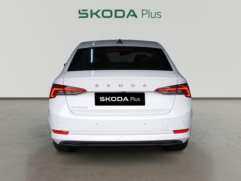 Skoda Octavia 1.5 TSI G-TEC Ambition DSG 96 kW (131 CV) - 10