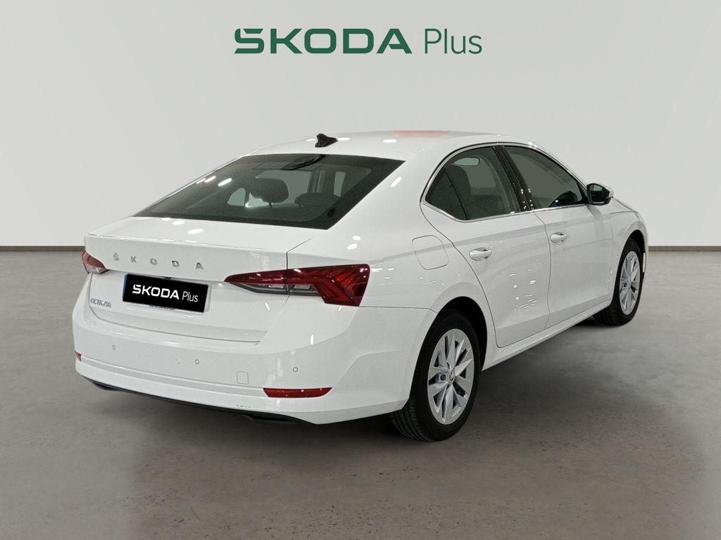 Skoda Octavia 2.0 TDI Selection DSG 110 kW (150 CV) - 10